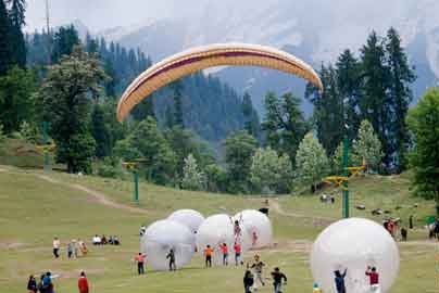 North India tour package for family